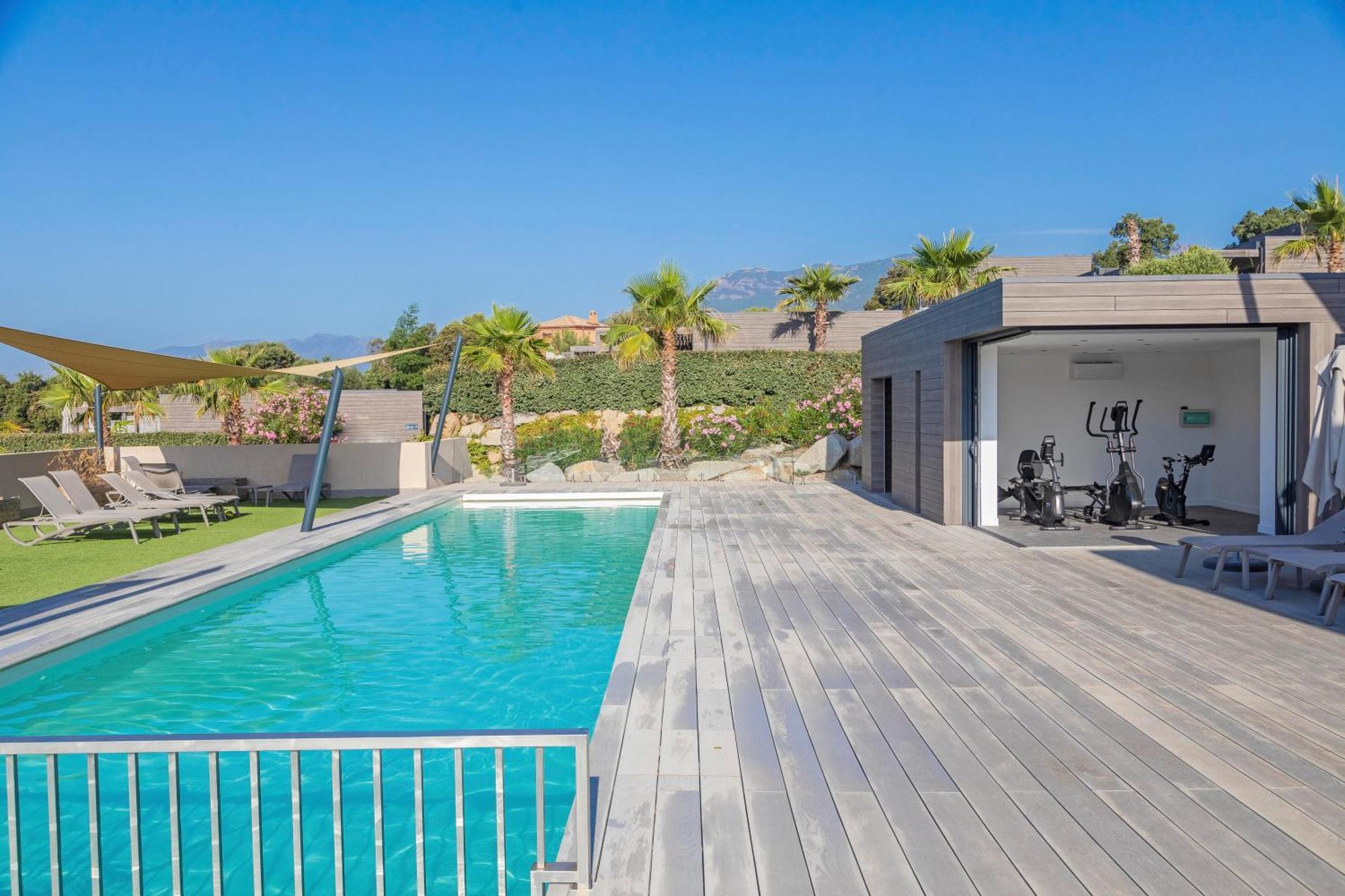 Residence Pierre & Vacances Premium Les Terrasses D'Arsella Порто-Векио Екстериор снимка